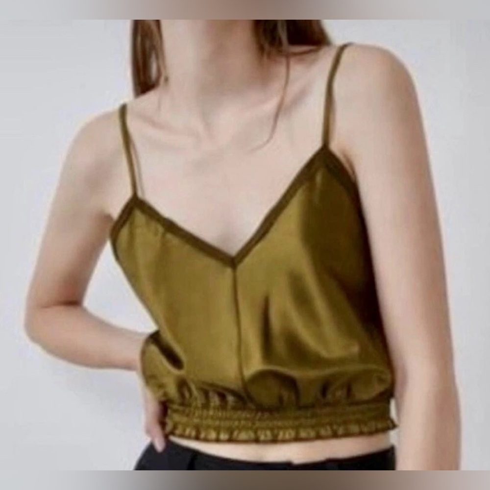 Pre-Owned ZARA Olive Green Satin Crop Top with Fixed Straps - Size S